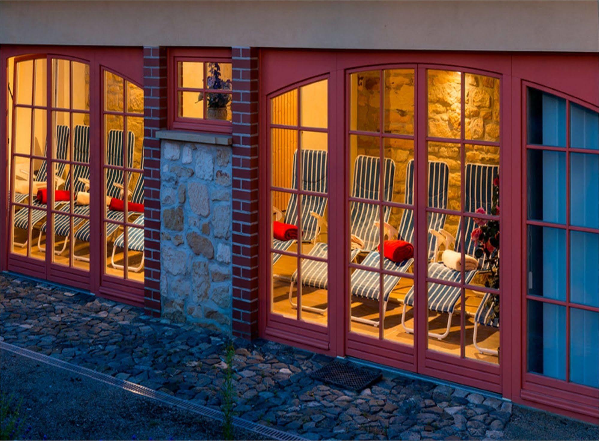 Hotel Gut Voigtlaender Blankenburg  Exteriör bild