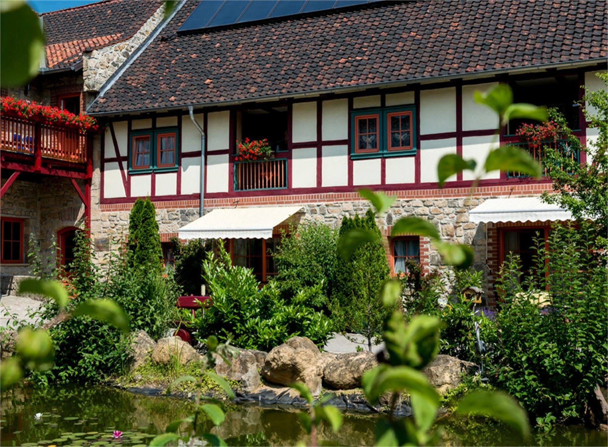 Hotel Gut Voigtlaender Blankenburg  Exteriör bild
